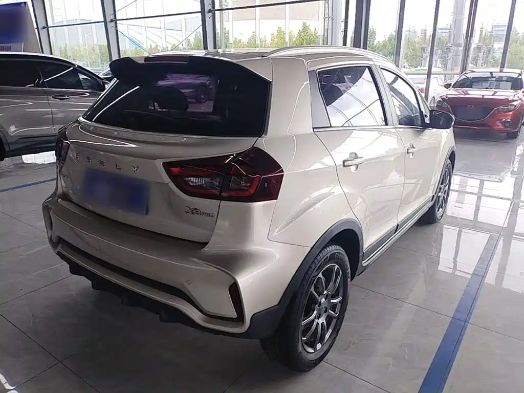Geely Vision X3 — фото 7