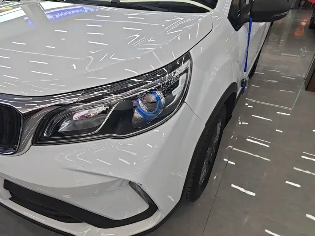 Geely Vision X3 — фото 24