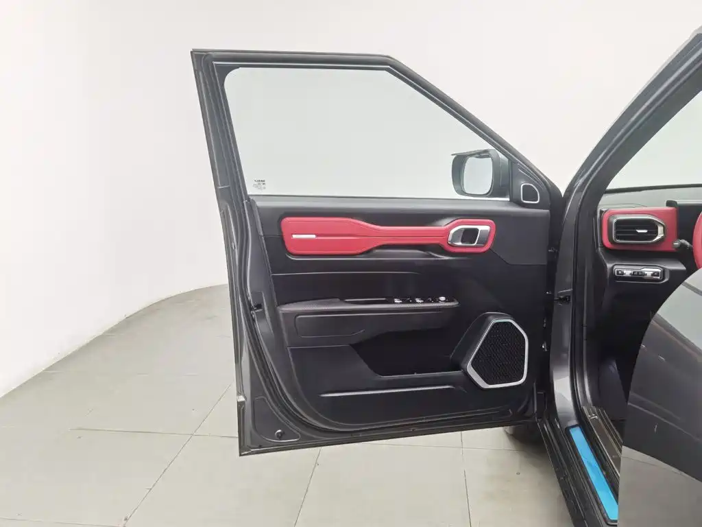 Geely Icon — фото 8