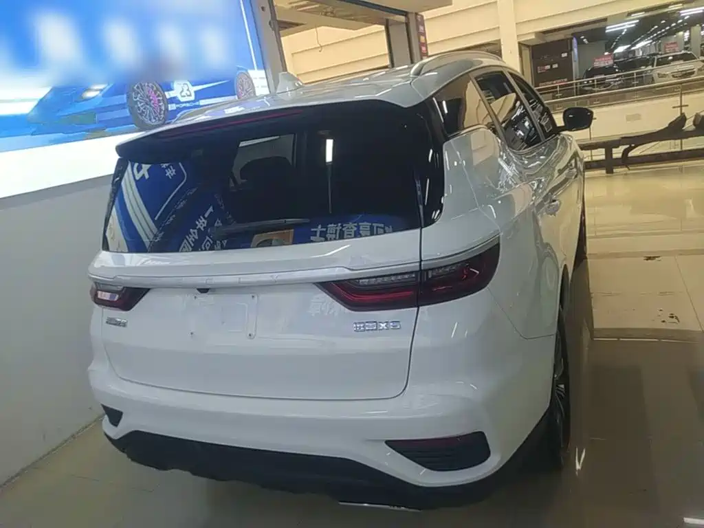 Geely Vision X6 — фото 6
