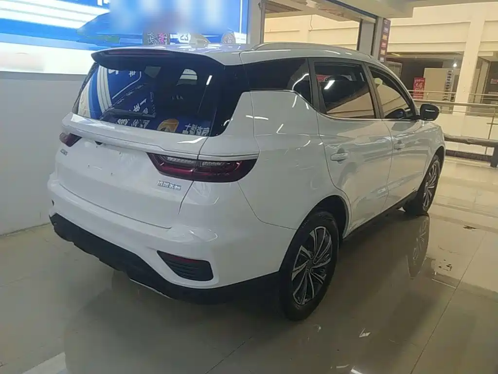 Geely Vision X6 — фото 7