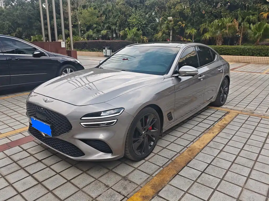 Genesis G70