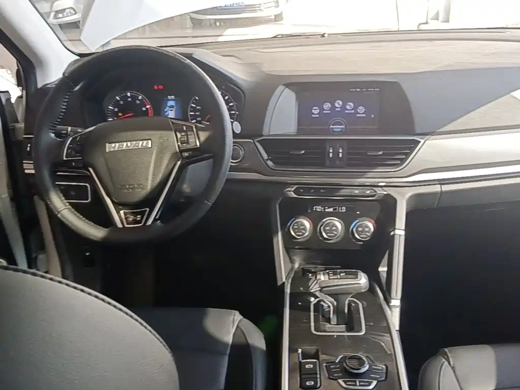 Haval H6 — фото 10