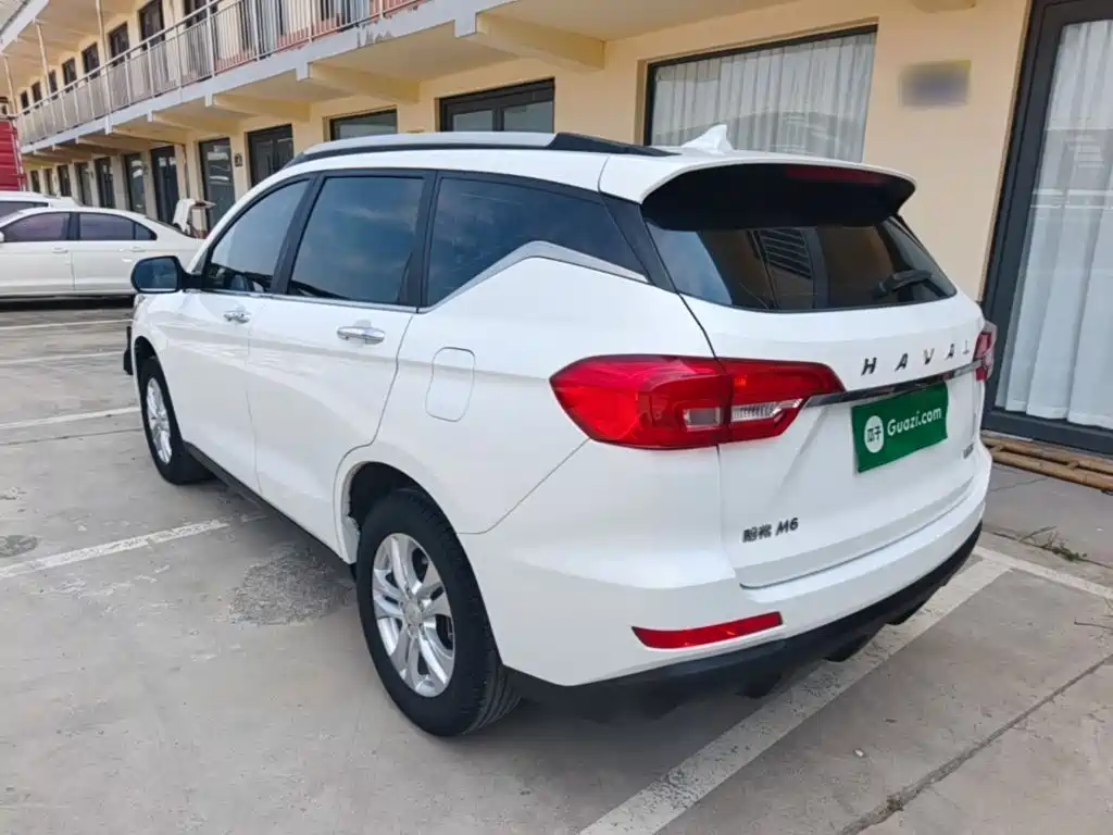 Haval M6 — фото 5