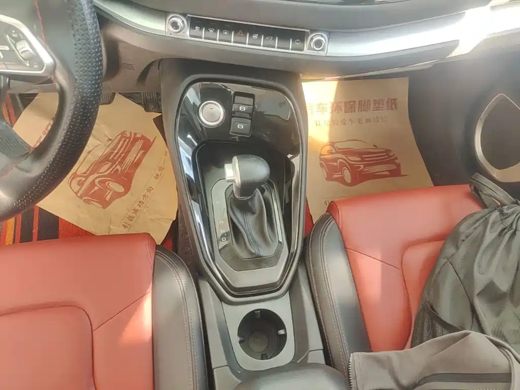 Haval H2s — фото 14