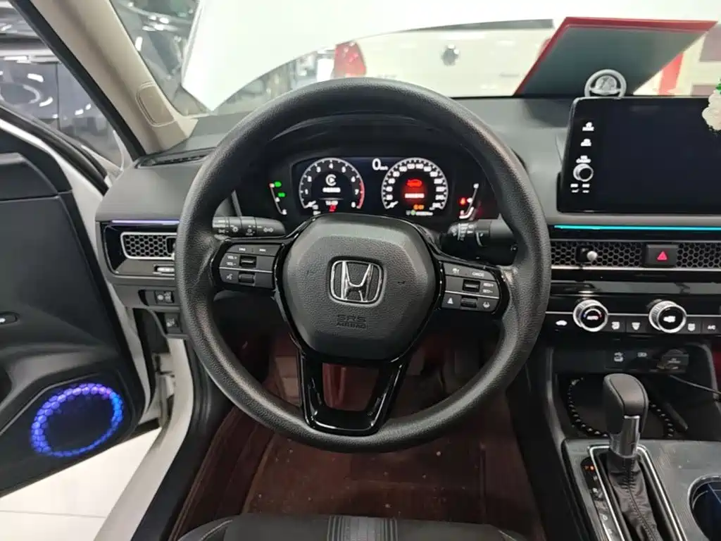 Honda Civic — фото 11