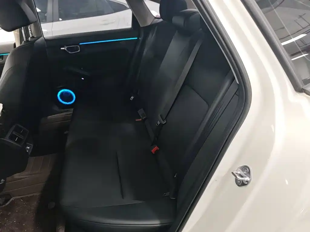 Honda Civic — фото 17