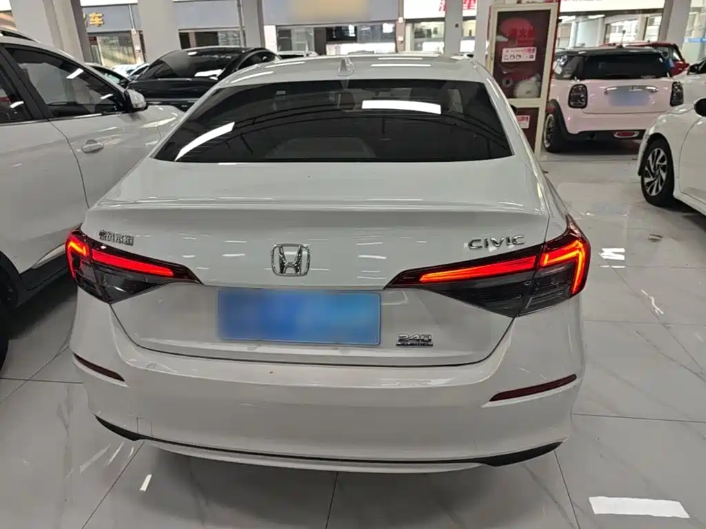 Honda Civic — фото 6