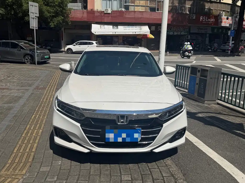 Honda Accord — фото 2
