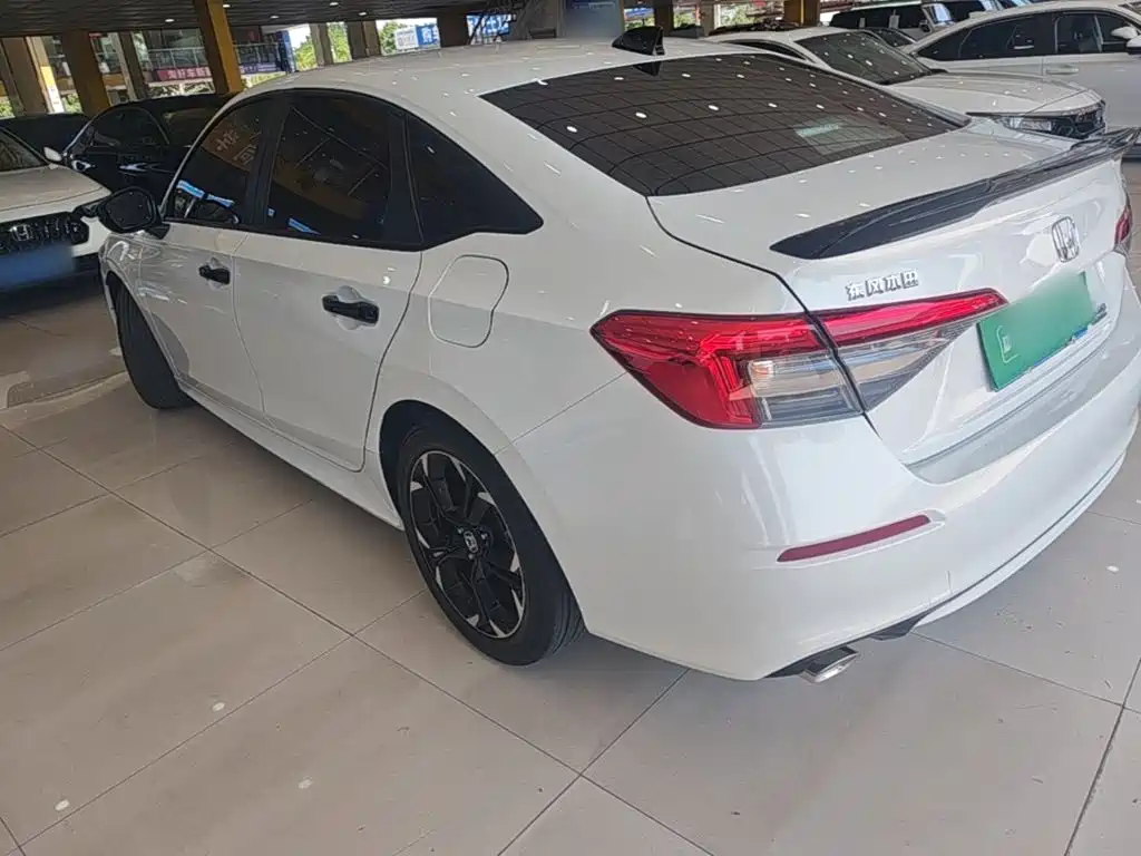 Honda Civic — фото 5