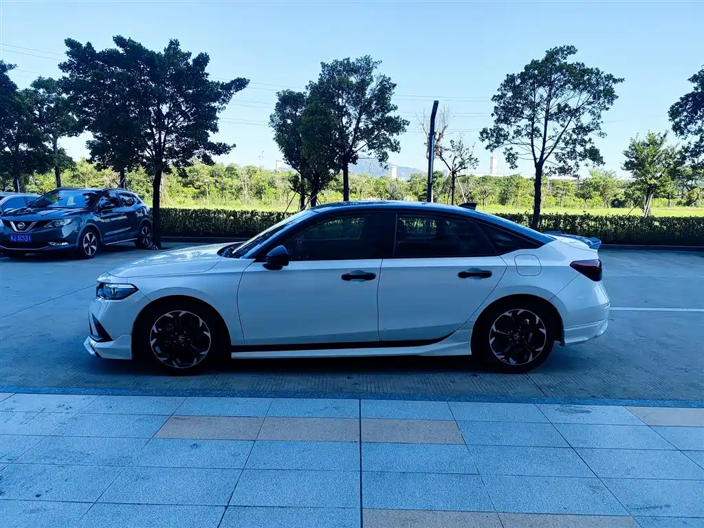 Honda Civic — фото 3