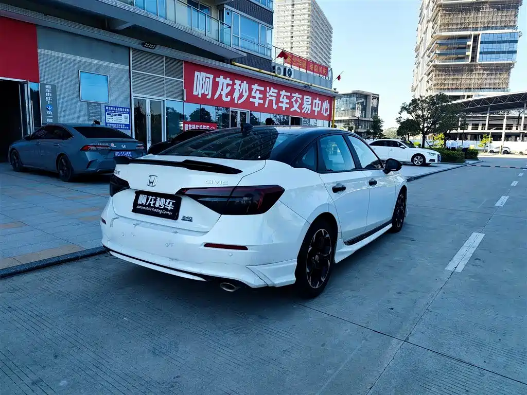 Honda Civic — фото 9
