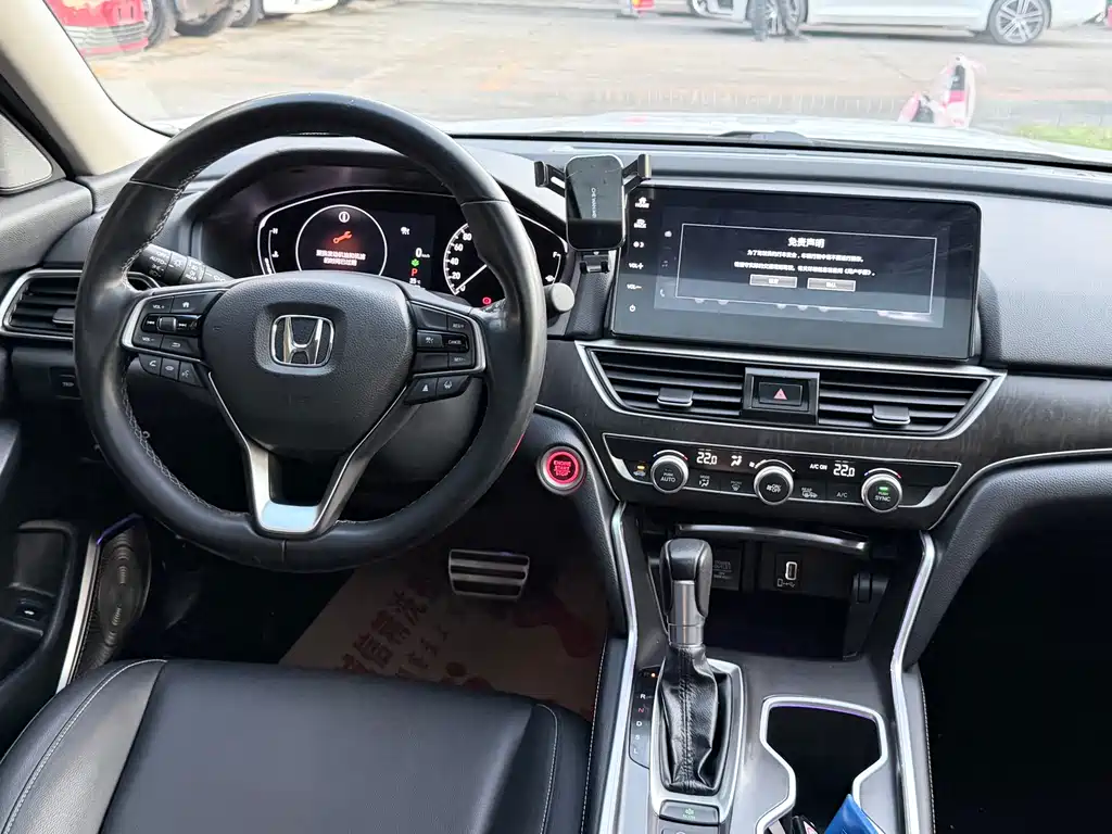 Honda Accord — фото 5