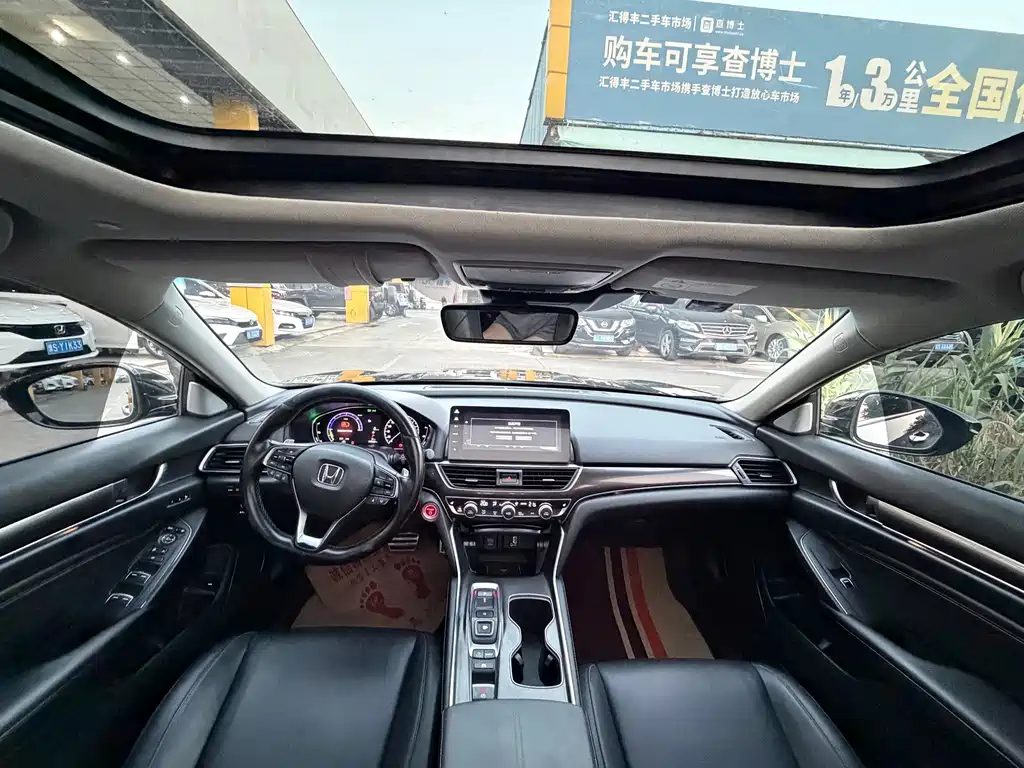 Honda Accord — фото 4