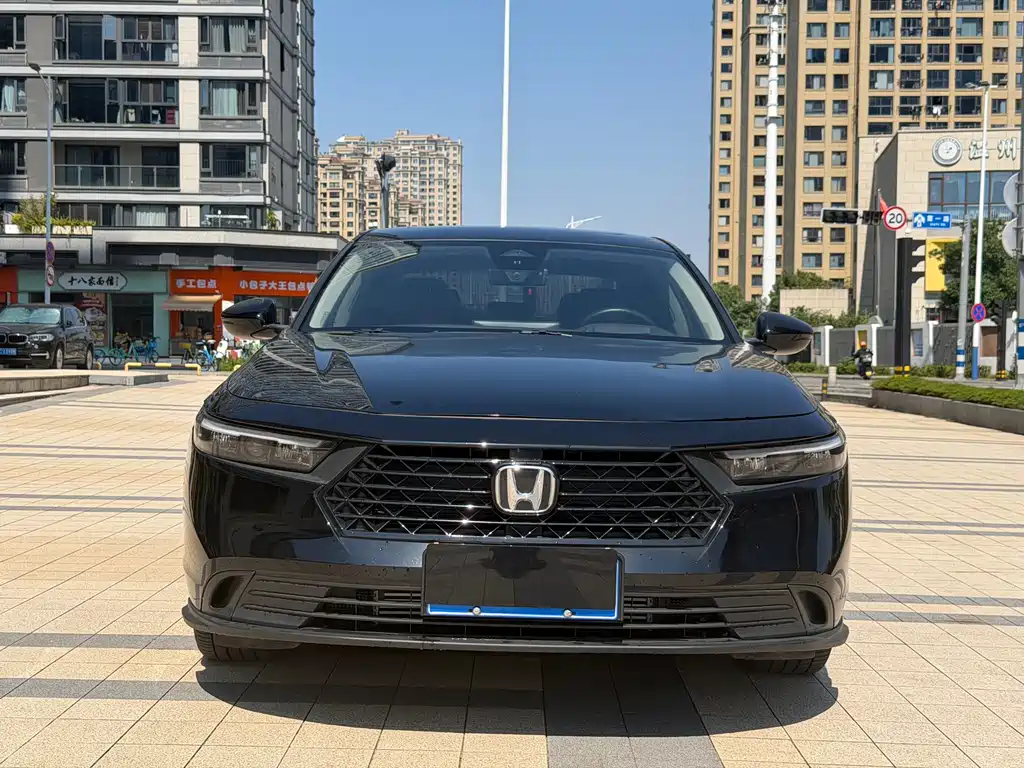Honda Accord — фото 2