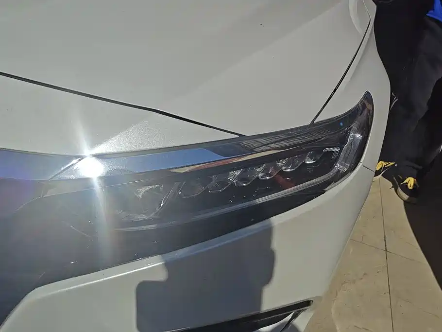 Honda Accord — фото 5