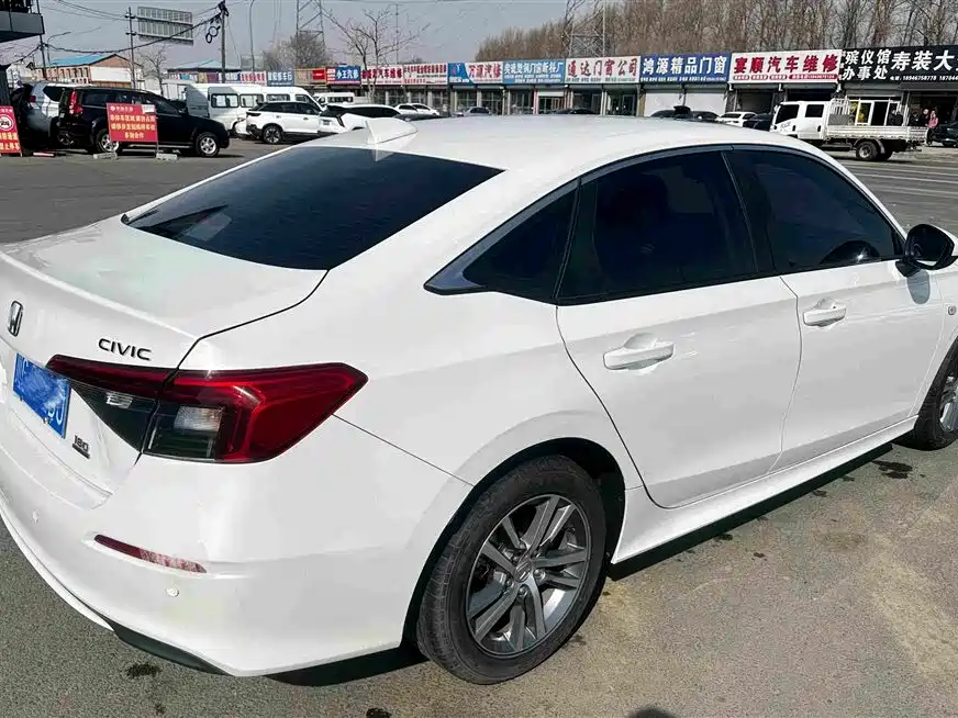 Honda Civic — фото 11