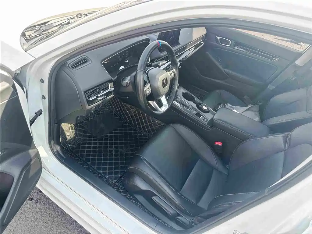 Honda Civic — фото 4
