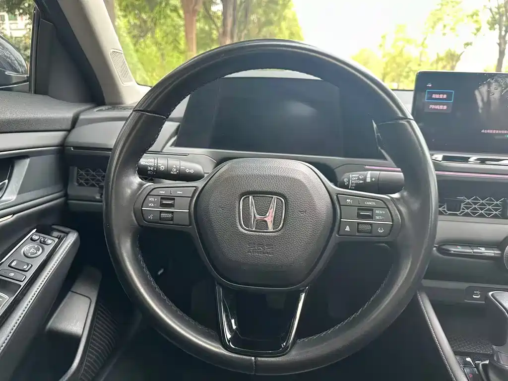 Honda Accord — фото 13