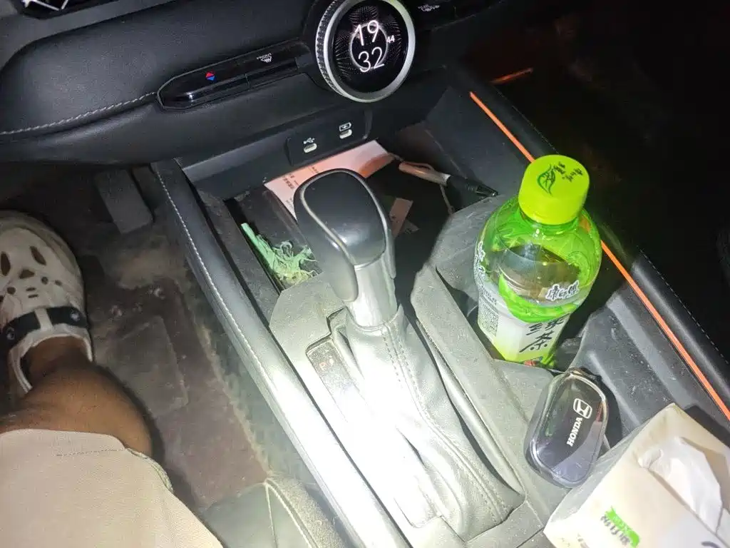 Honda Accord — фото 16