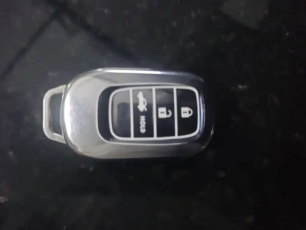 Honda Accord — фото 10