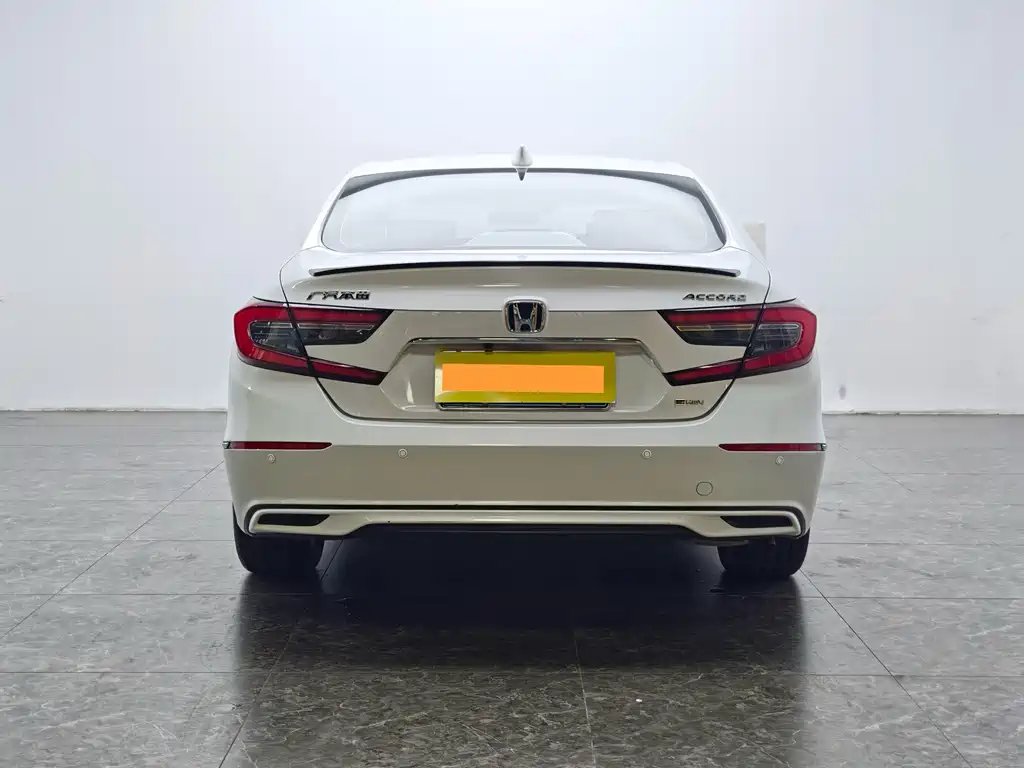 Honda Accord — фото 6