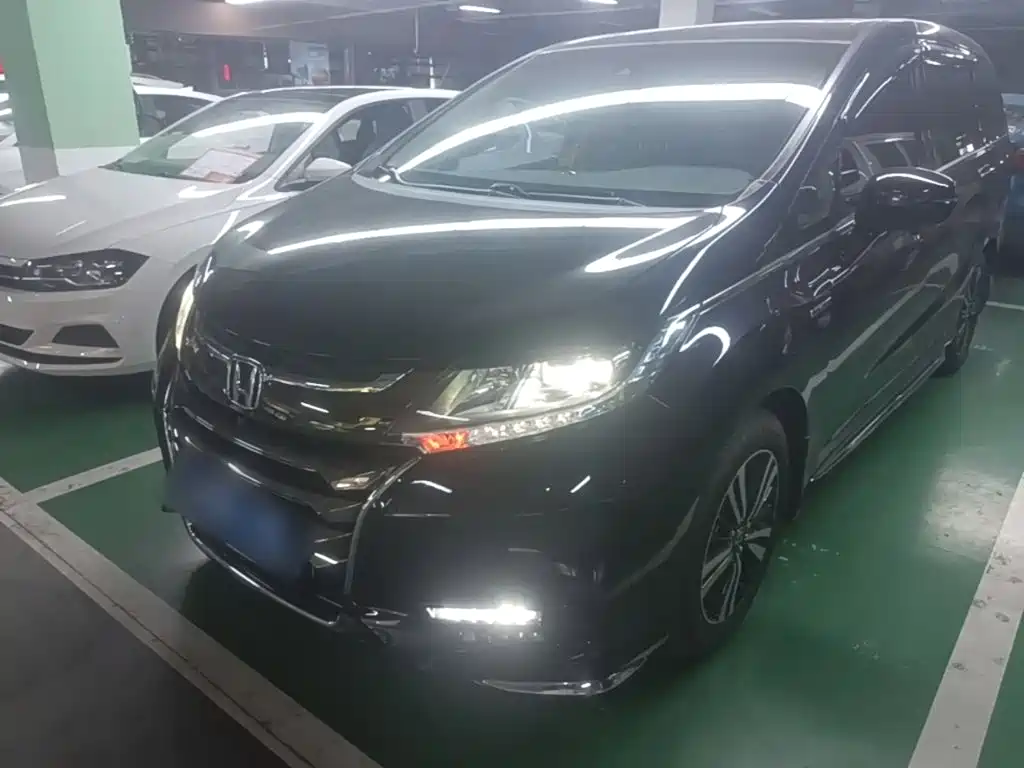 Honda Odyssey — фото 2