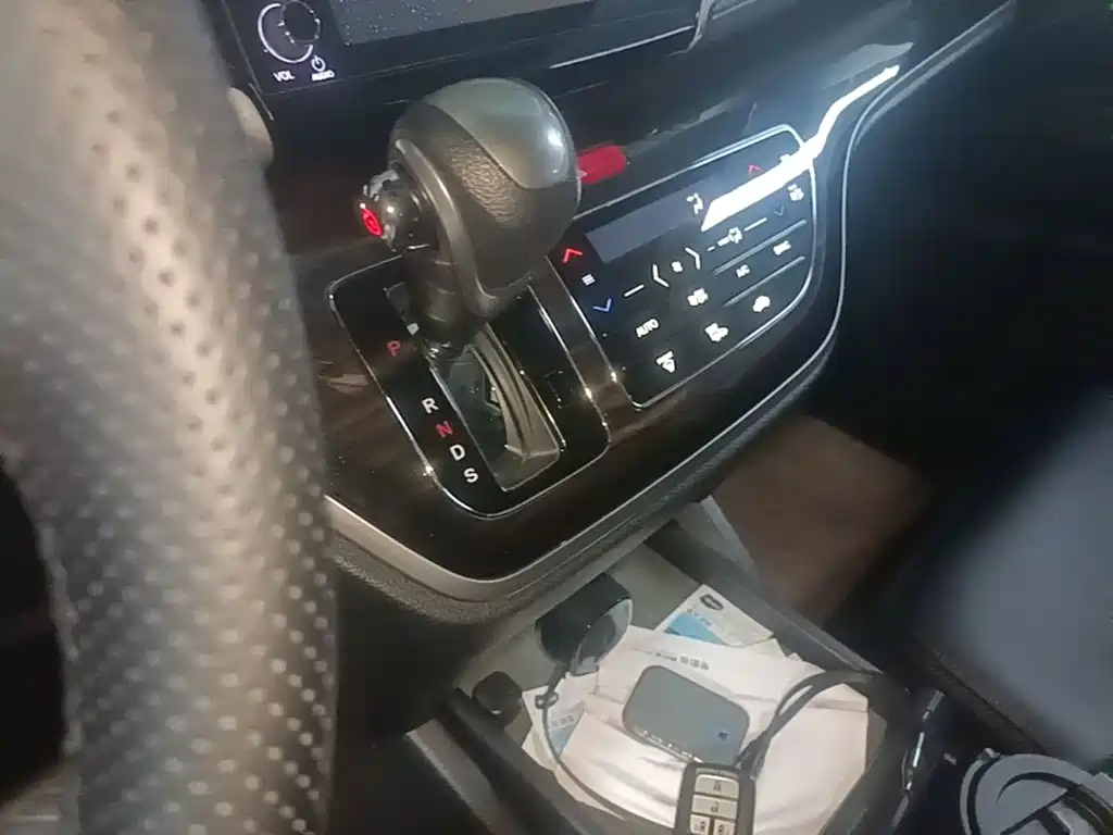 Honda Odyssey — фото 14