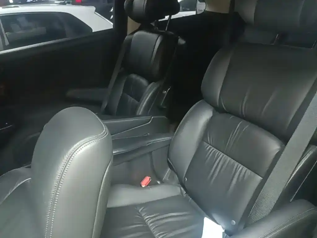 Honda Odyssey — фото 17