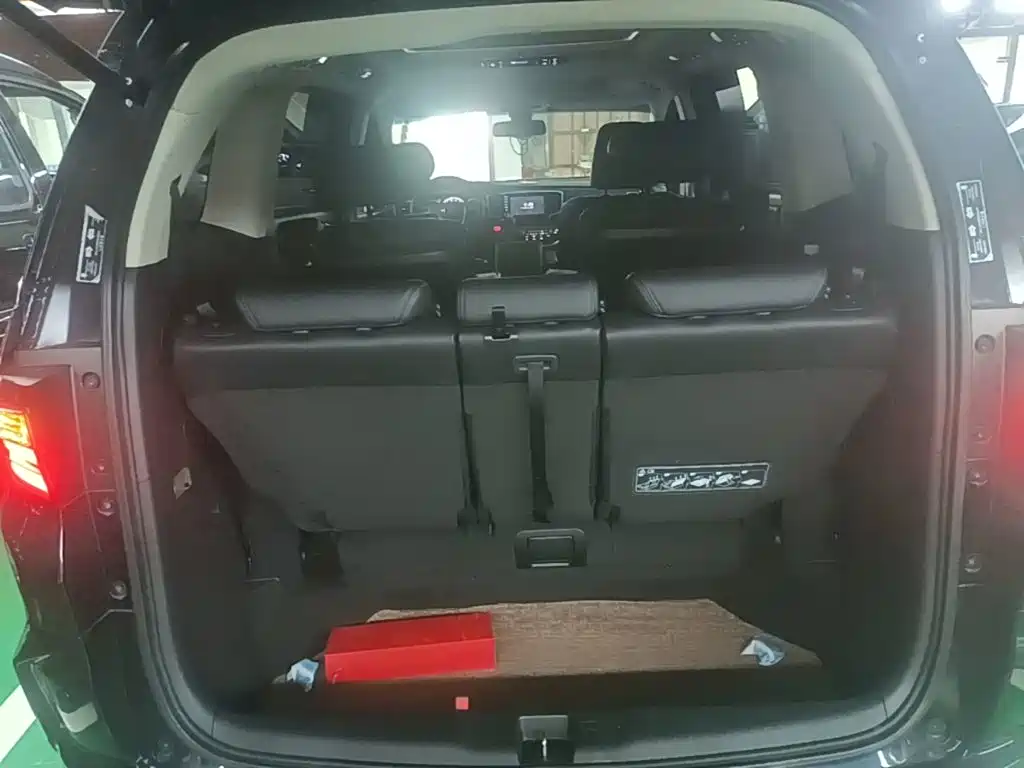Honda Odyssey — фото 19