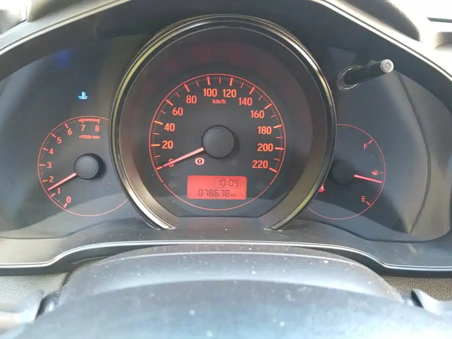 Honda Fit — фото 14