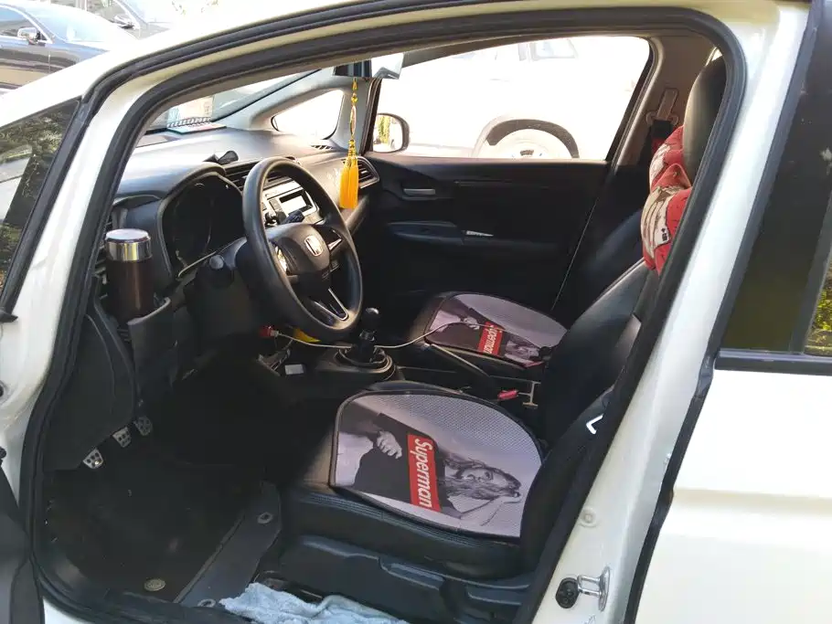 Honda Fit — фото 9