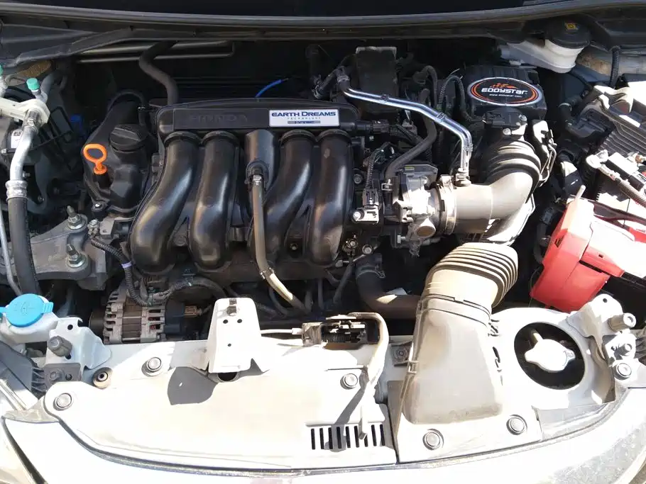 Honda Fit — фото 10
