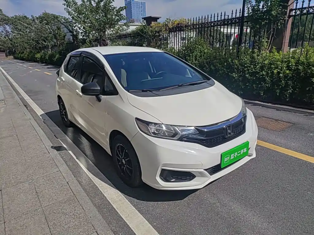 Honda Fit — фото 4