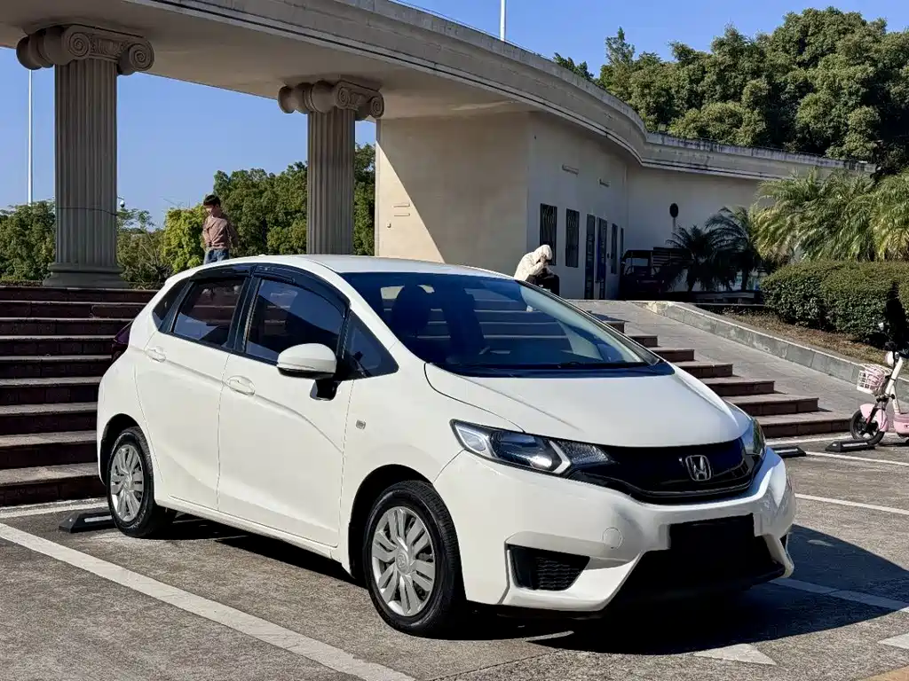 Honda Fit — фото 3