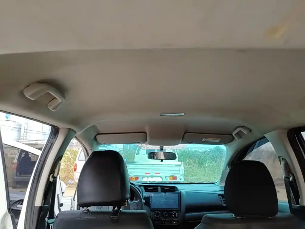 Honda Fit — фото 18