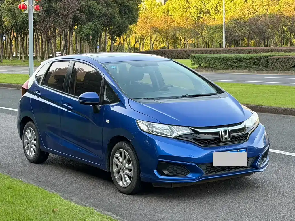 Honda Fit — фото 3