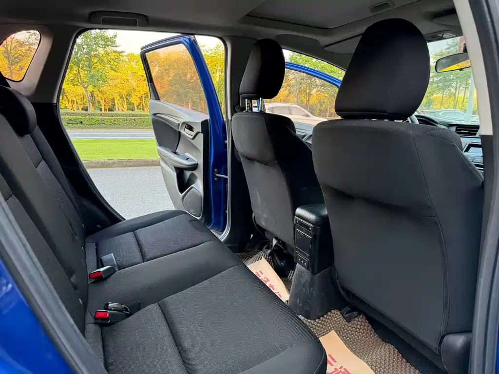 Honda Fit — фото 6
