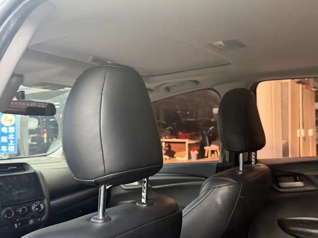 Honda Fit — фото 9