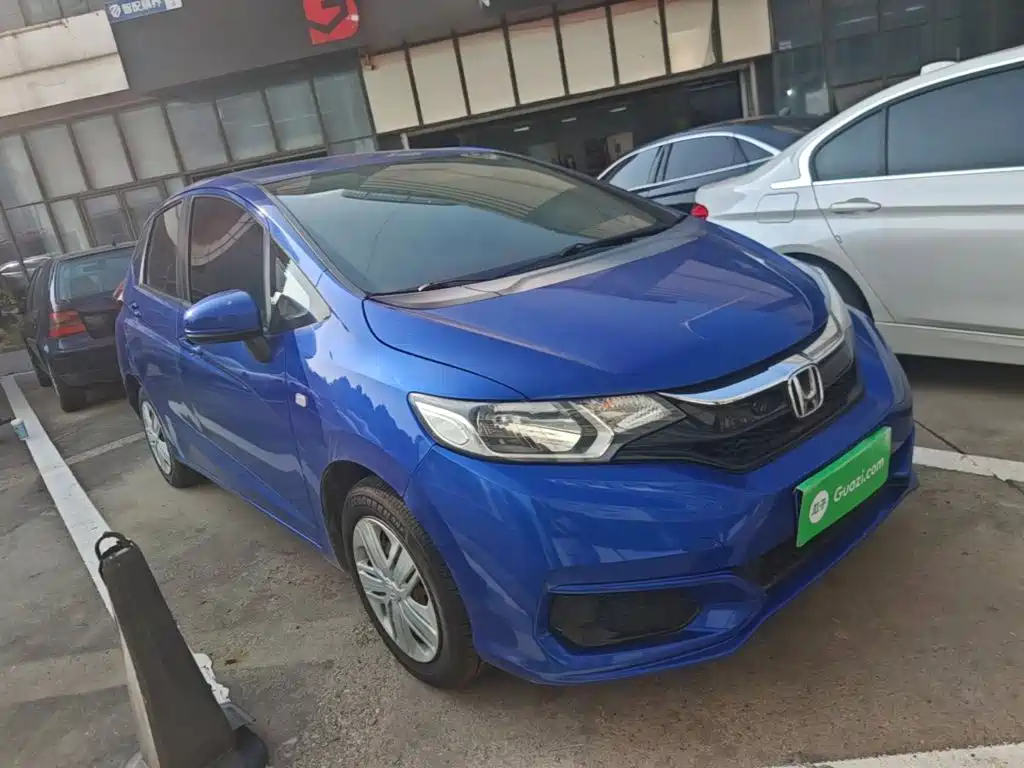 Honda Fit — фото 4