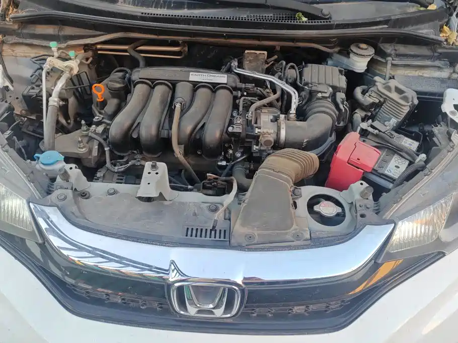 Honda Fit — фото 10