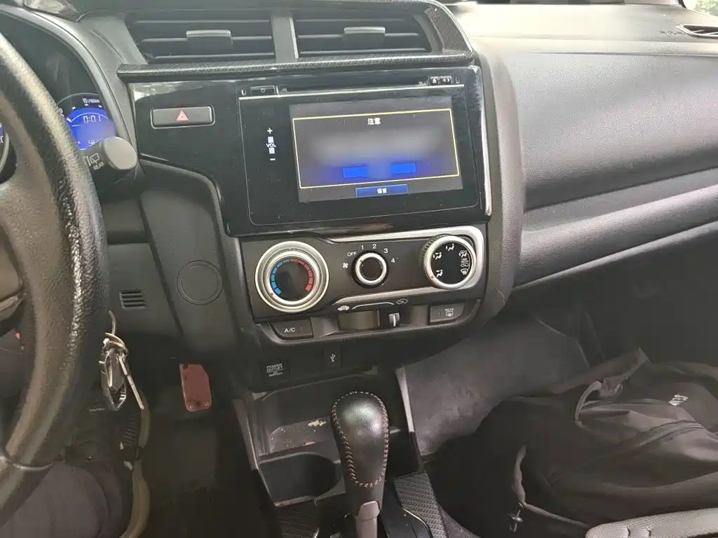 Honda Fit — фото 6