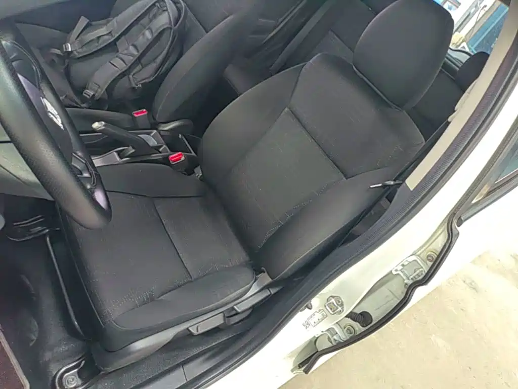 Honda Fit — фото 15