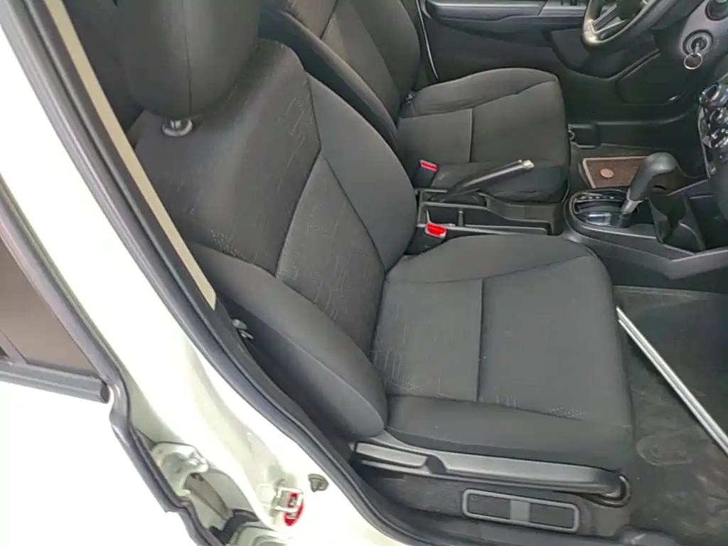 Honda Fit — фото 25