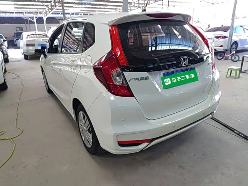 Honda Fit — фото 5