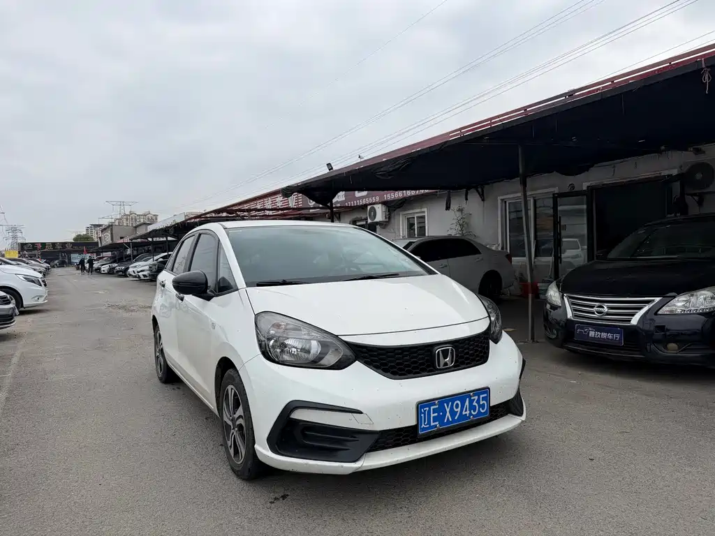 Honda Fit — фото 3