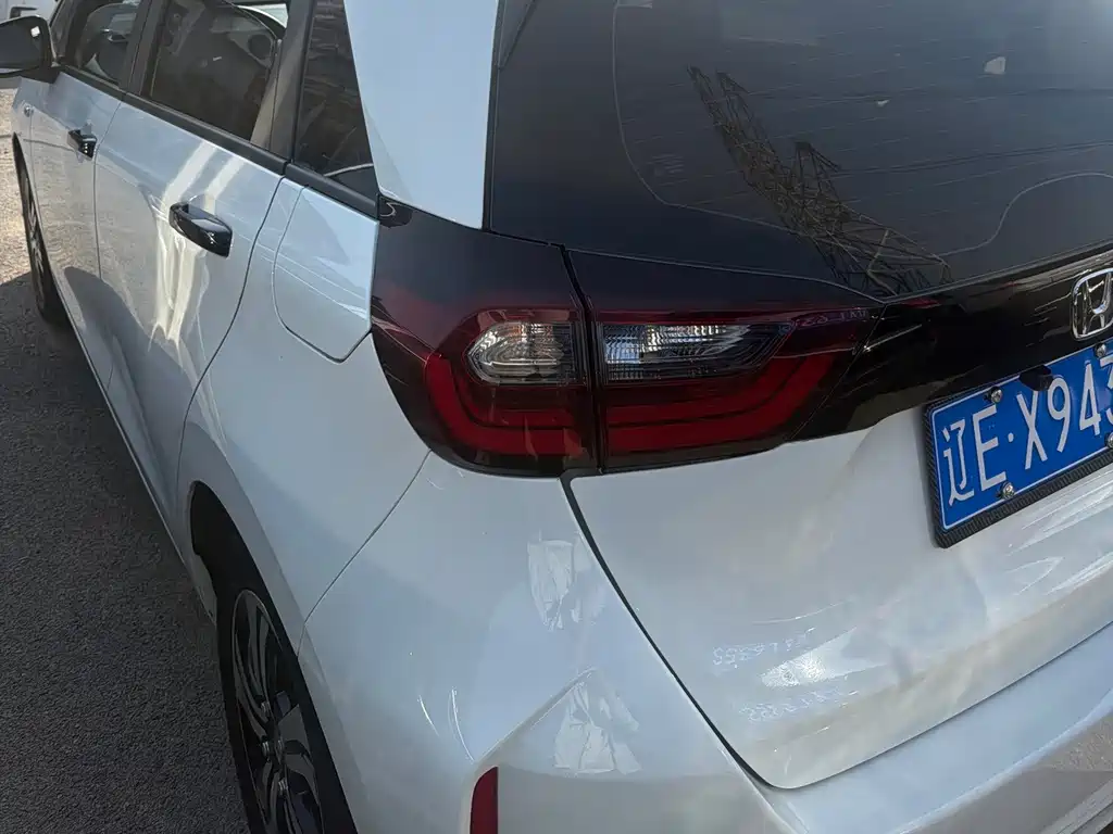 Honda Fit — фото 9