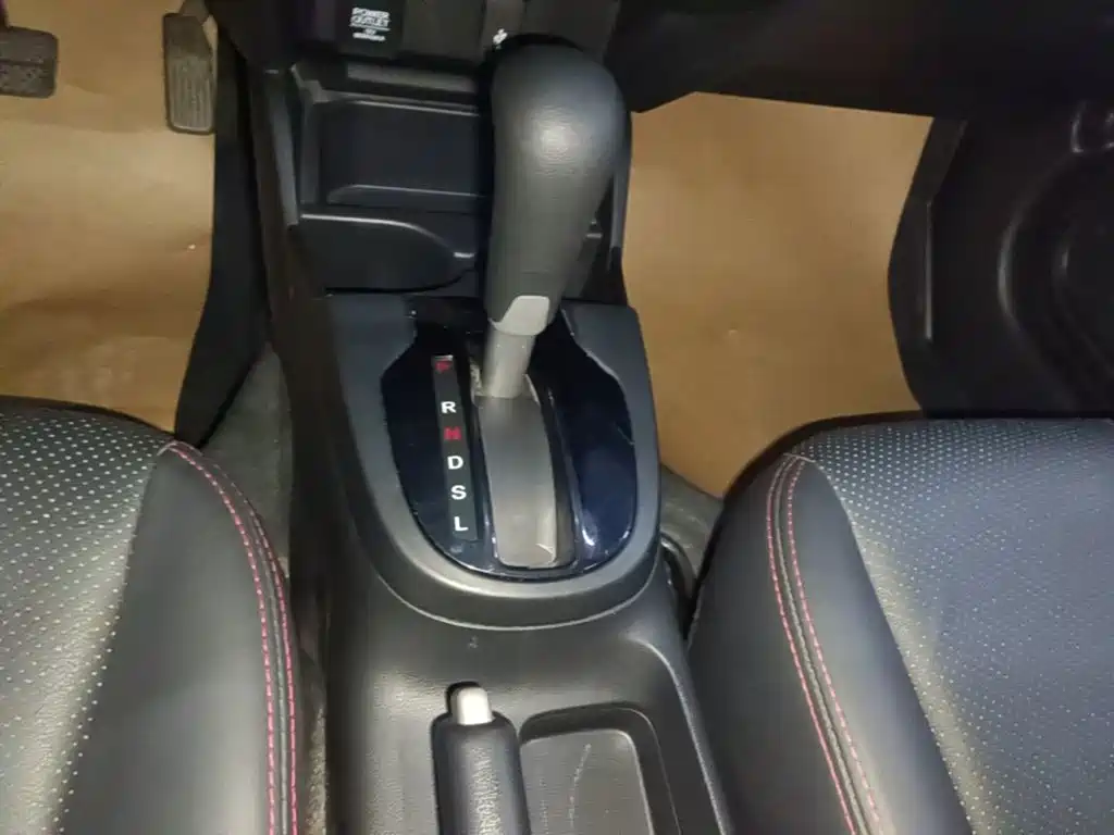 Honda Fit — фото 14