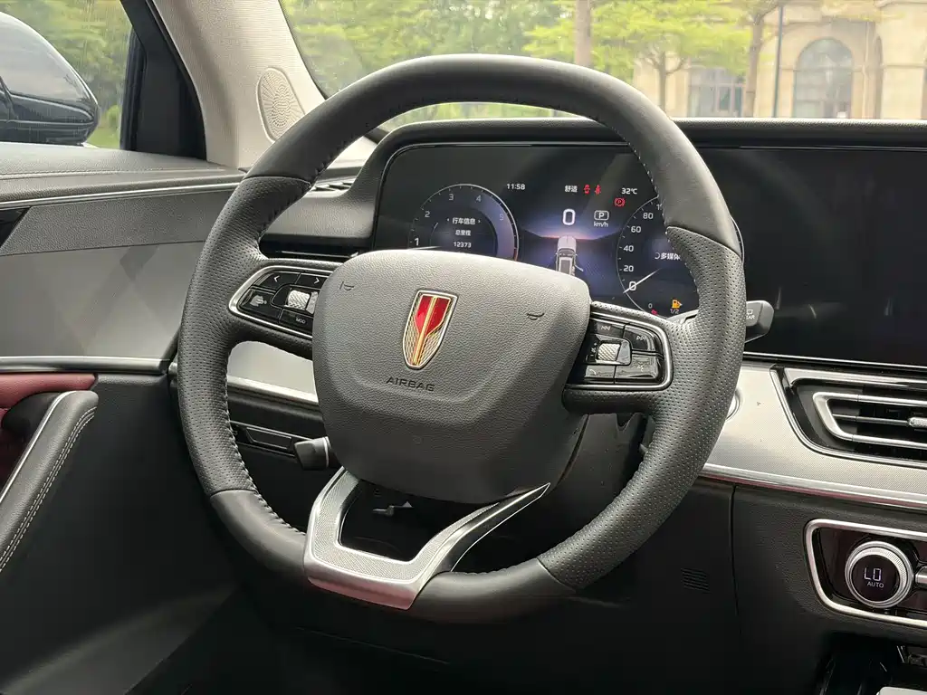 Hongqi Hongqi HS5 — фото 20