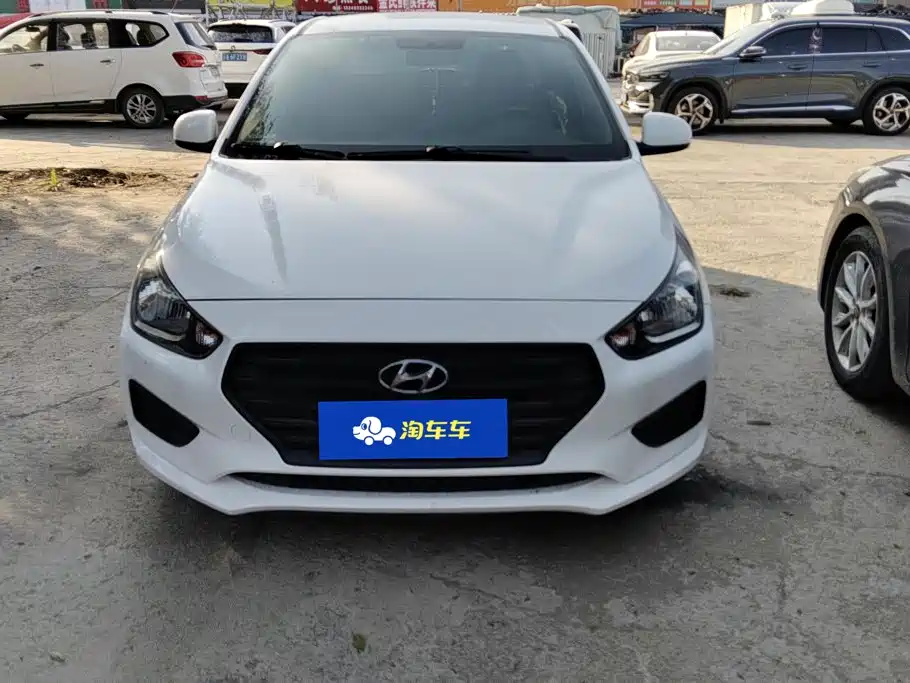 Hyundai Verna — фото 2